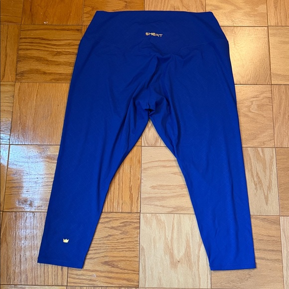 SHEFIT Boss Leggings Sodalite Blue - Picture 3 of 5